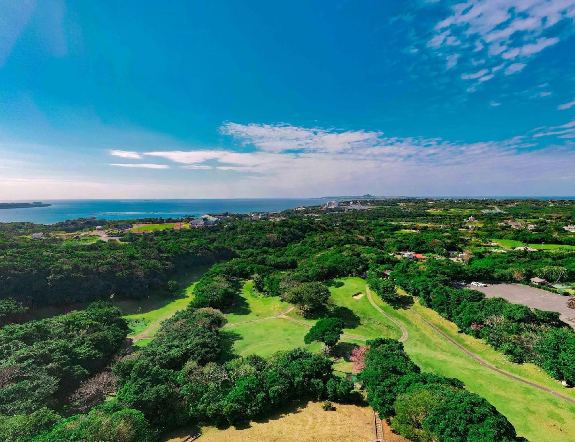 Motobu Green Park And Golf Course Ngoại thất bức ảnh