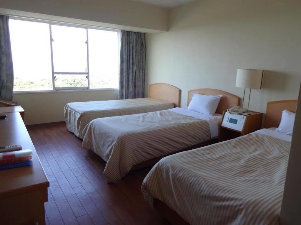 Motobu Green Park And Golf Course Ngoại thất bức ảnh