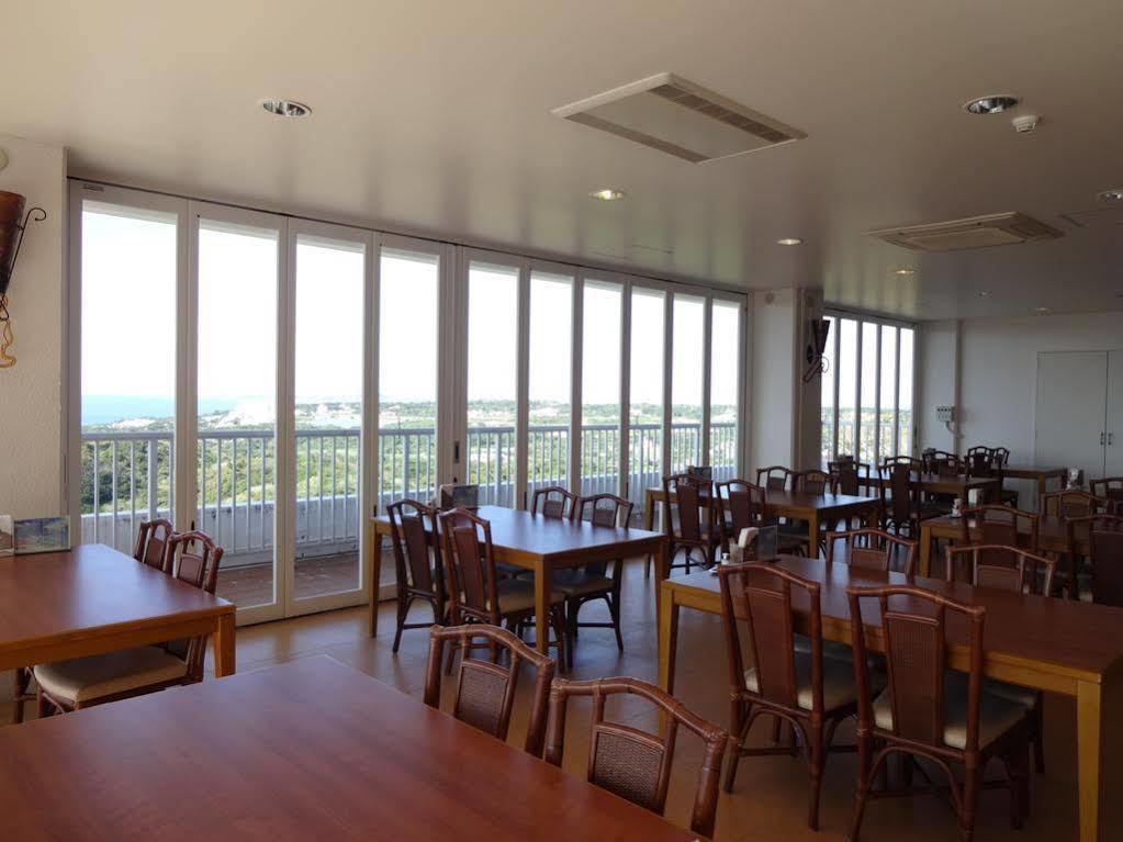 Motobu Green Park And Golf Course Ngoại thất bức ảnh